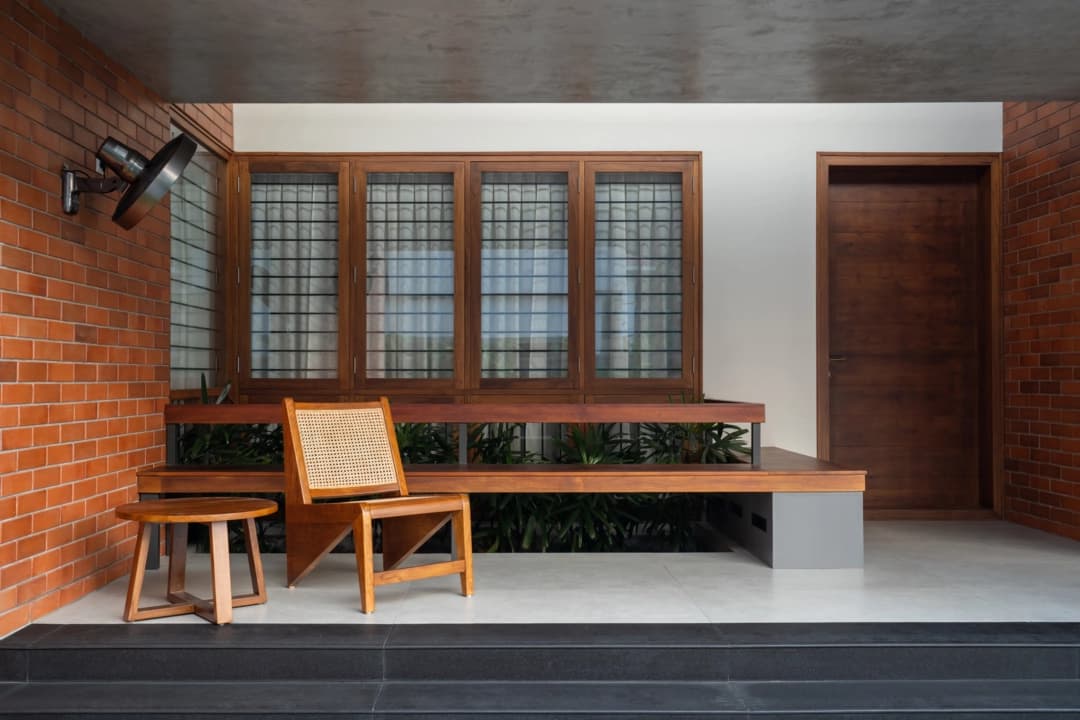 Dr Rachel Daniel image 32