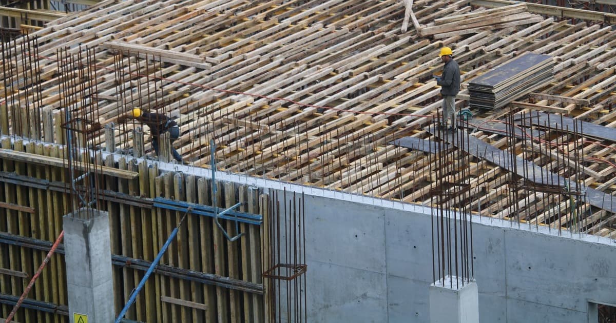 Civil Contractors in Kochi: Scope, Rates and Selection